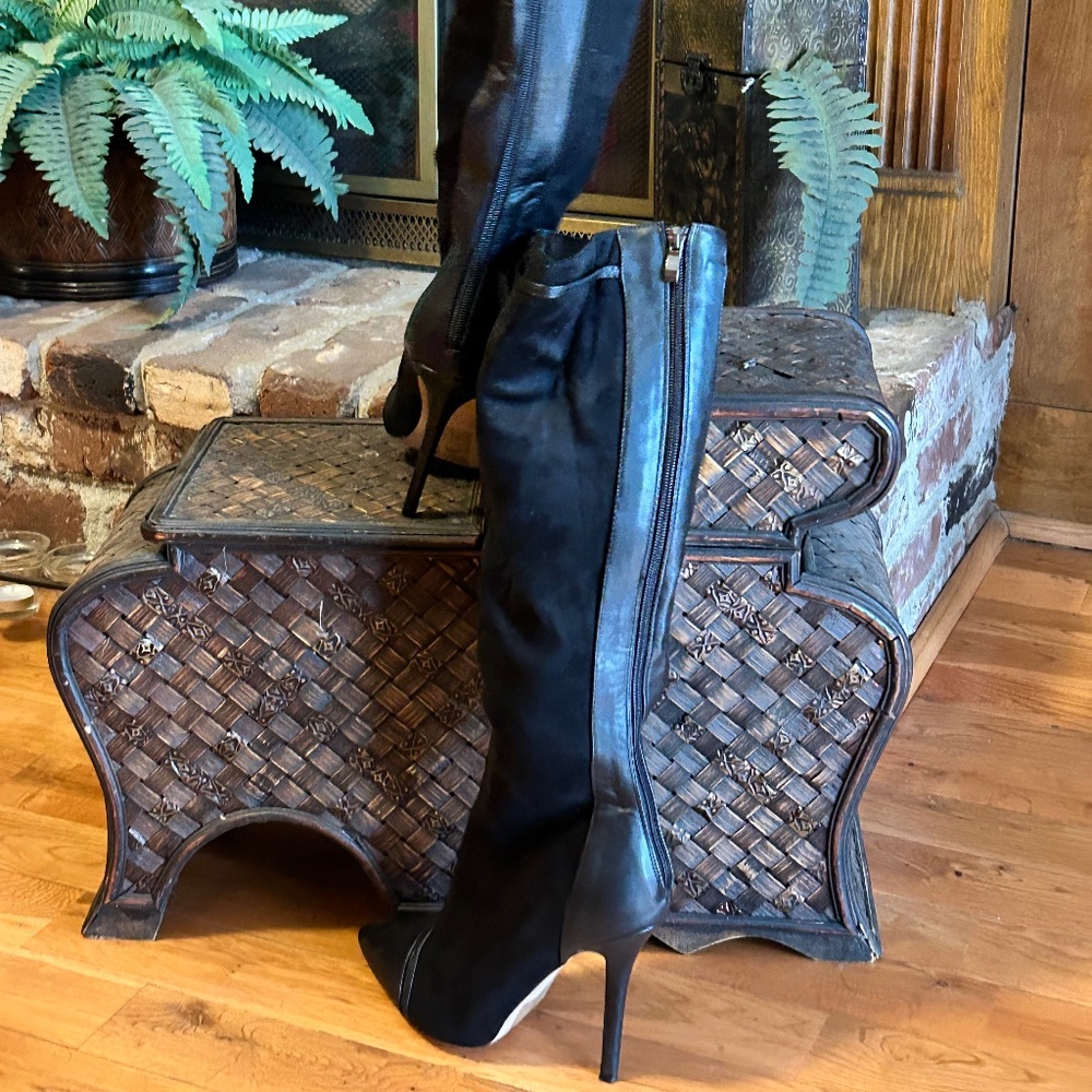 Black Boots